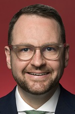 Official portrait of Andrew Bragg